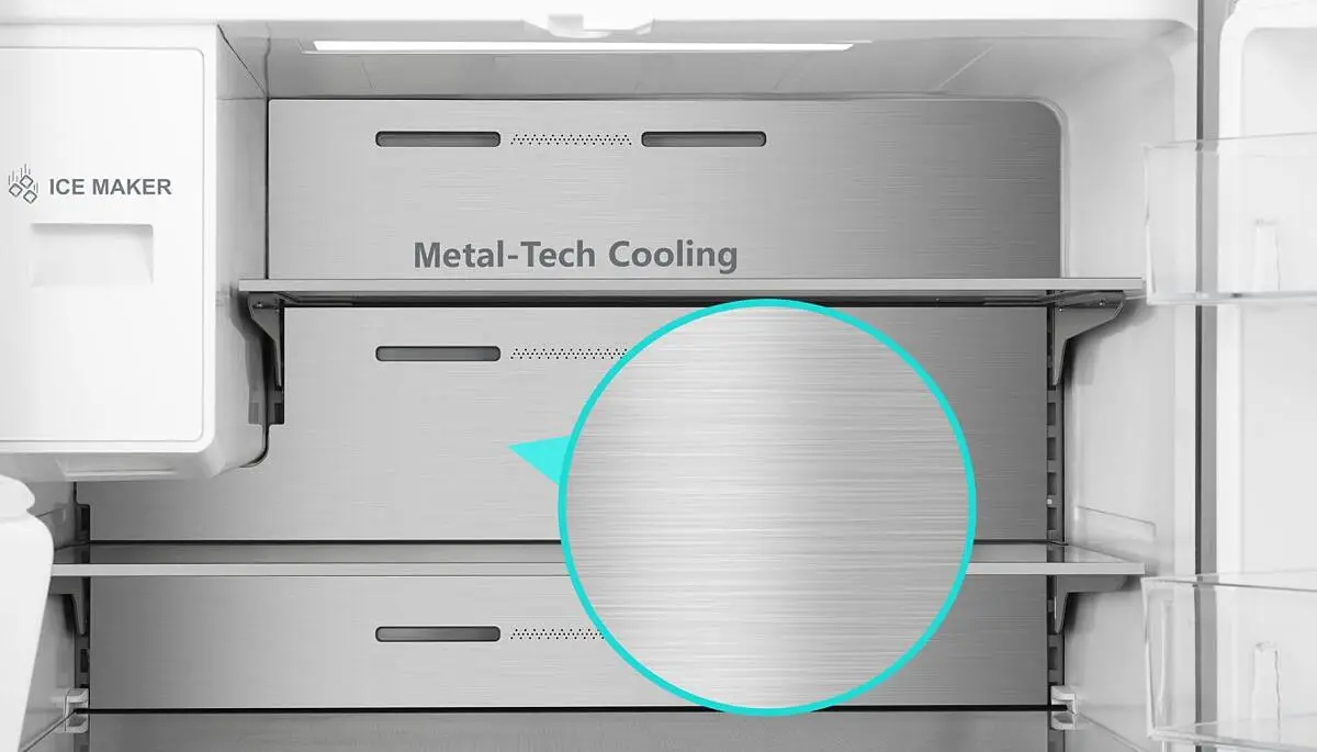Innenaufteilung und Frischebereich der Hisense RF815N4SESE