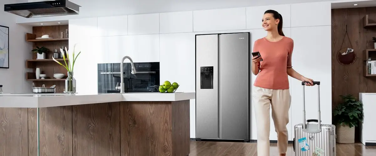 Hisense RS694N4ICE American Style Kühlschrank mit modernem Design